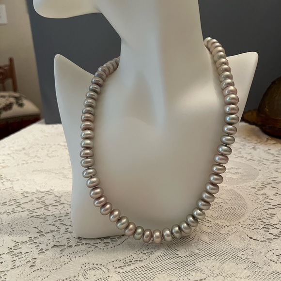 Elegant Honora Pearl Necklace. 19” - Picture 2 of 4